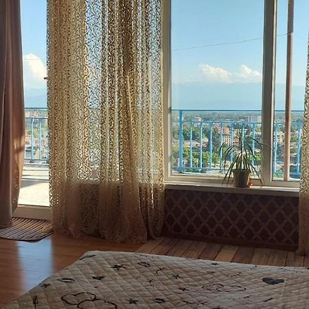 Panorama In Kutaisi Hostel Екстериор снимка