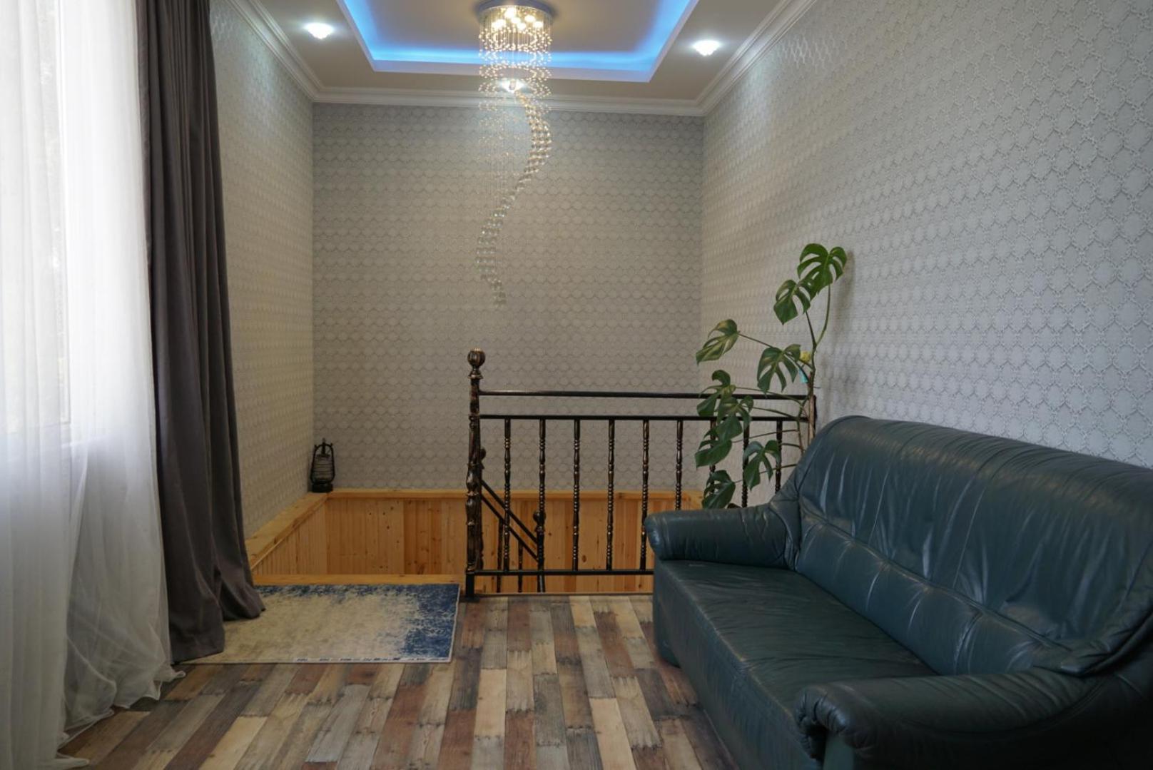 Panorama In Kutaisi Hostel Екстериор снимка