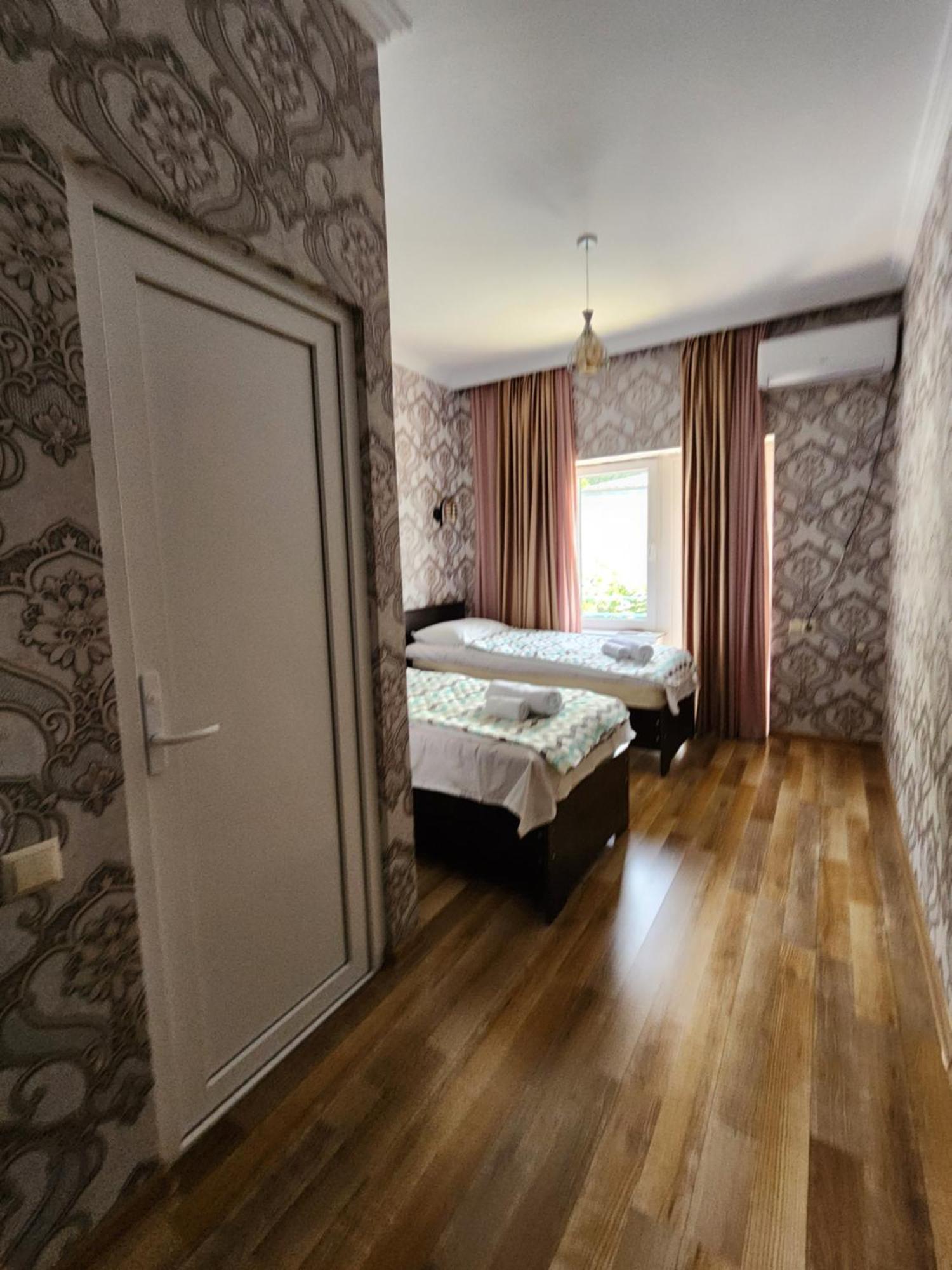 Panorama In Kutaisi Hostel Екстериор снимка